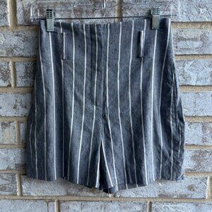 Theory Gray/White Striped High Waist Shorts ("No Belt Included") Women's Size 00